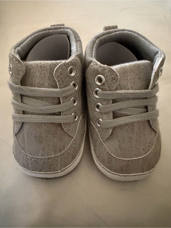 PatPat Other - NWOT PatPat Infant Slip Resistant Gray Lace-Up Bootie Sz 2